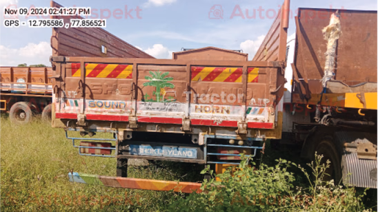 अशोक लेलैंड बॉस 1412 पुराने कमर्शियल व्हीकल