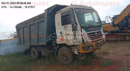 Ashok Leyland U-2518T Used Commercial Vehicle