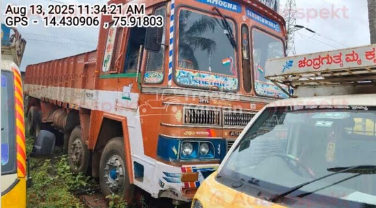 आयशर 11.1 पुराने कमर्शियल व्हीकल