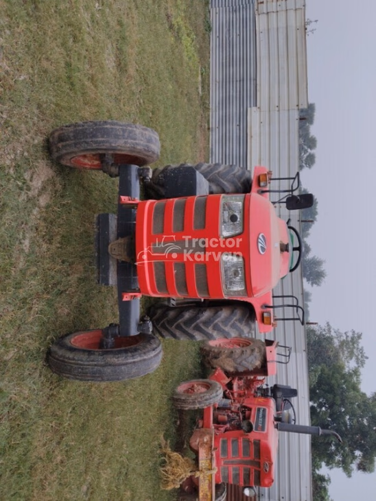 सेकंड हैंड महिंद्रा 585 DI SP प्लस ट्रैक्टर