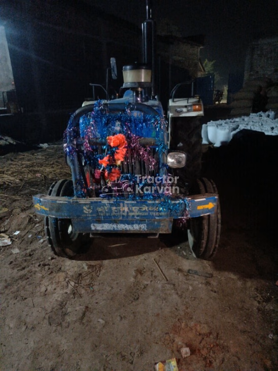 सेकंड हैंड न्यू हॉलैंड 3230 NX ट्रैक्टर