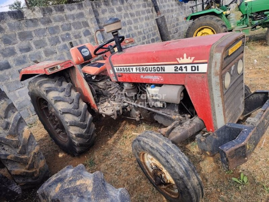 मैसी फर्ग्यूसन 241 DI Second Hand Tractor