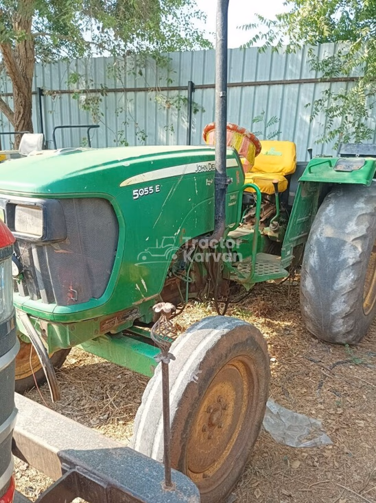सेकंड हैंड जॉन डियर 5055 ई ट्रैक्टर