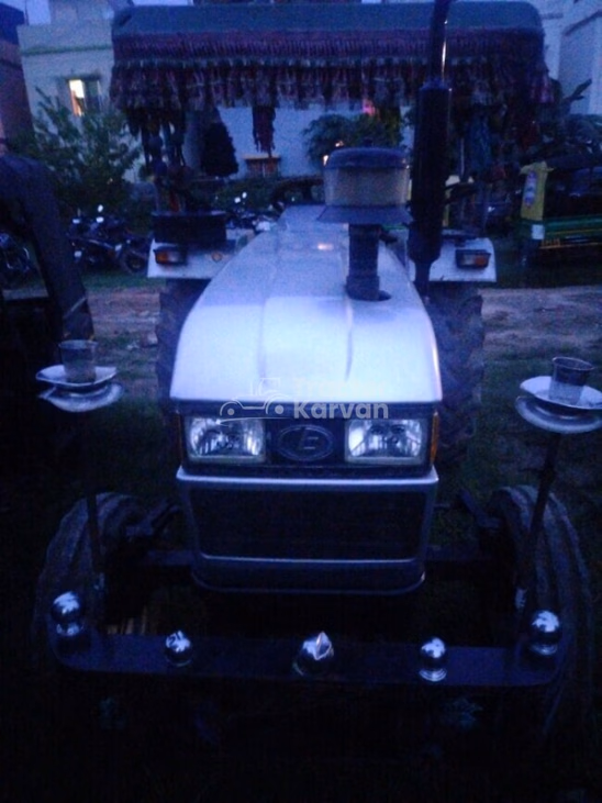 सेकंड हैंड आयशर 333 सुपर प्लस  ट्रैक्टर