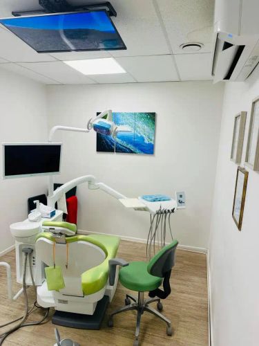 About us 3 trafalgar dental-checkup room with advanced machines and modern structure, comfortable environment