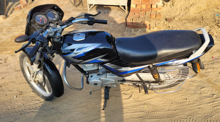Bajaj CT 100 photos