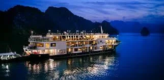 Cruise in Ha Long Bay