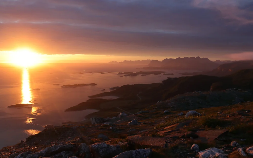  Midnight Sun Hiking on Keiservarden