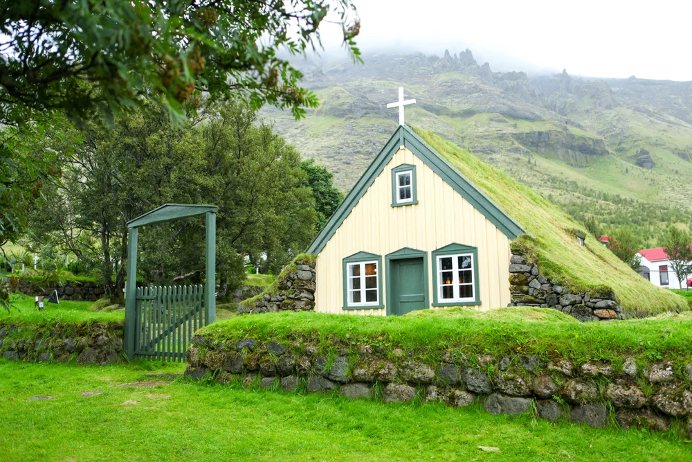 Hofskirkja Turf Church