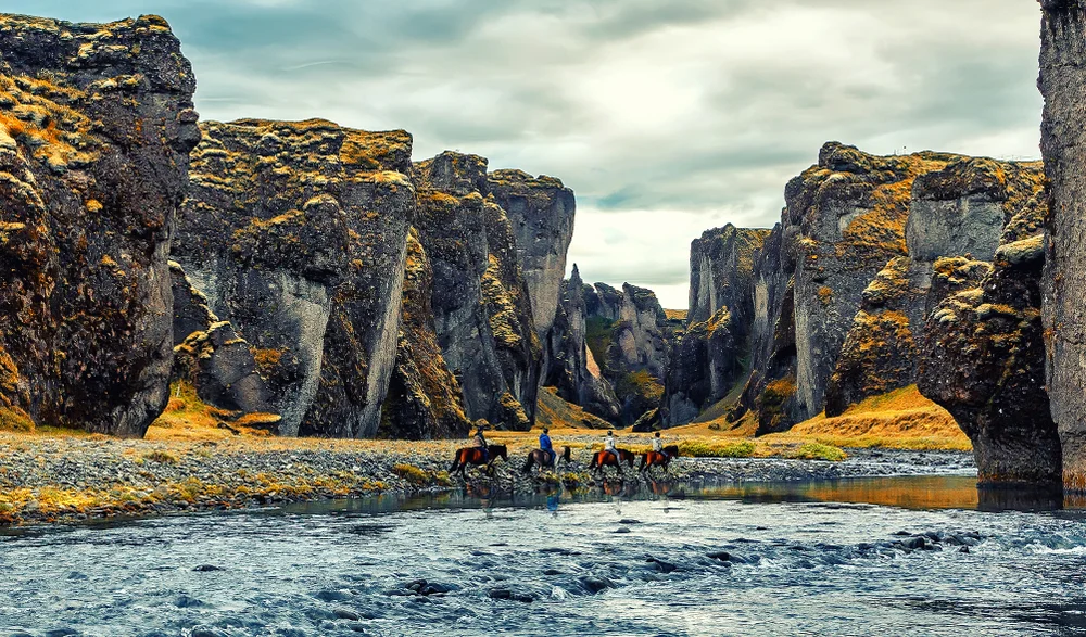 Hike along Fjaðrárgljúfur Canyon