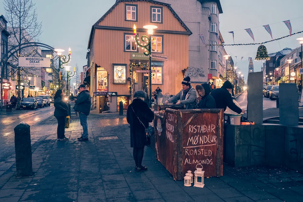  Taste street food at Reykjavík Old Harbour