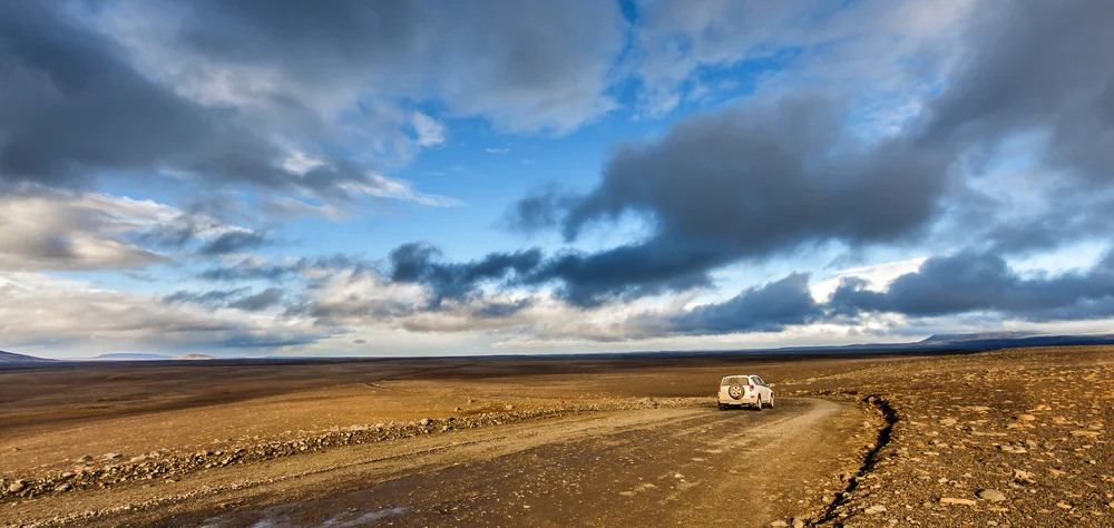  Drive the adventurous Kjölur Highland Route