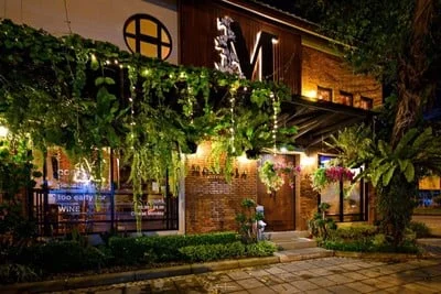 Magnolia Café