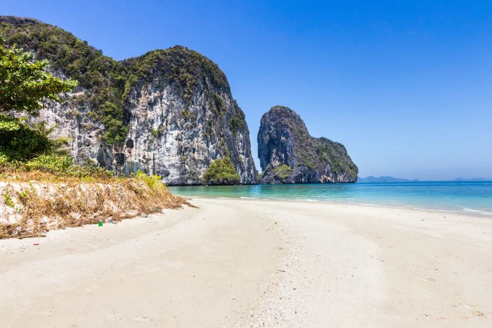 Koh Lao Liang Beach