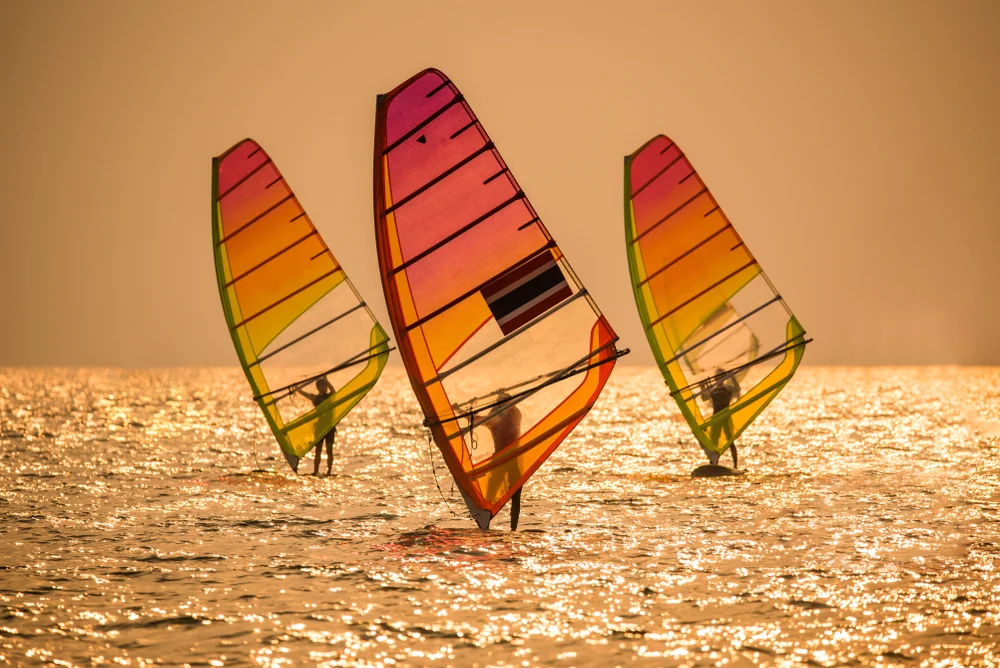 Windsurfing 