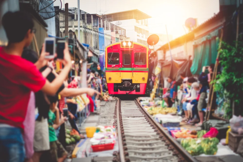 Train Market 