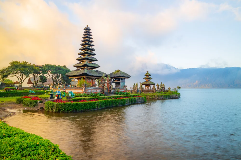 Marvel at Ulun Danu Temple