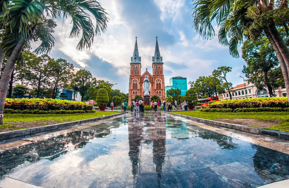 See the colonial architecture of Ho Chi Minh City
