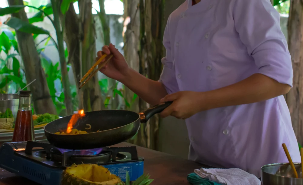 Take a Vietnamese cooking class