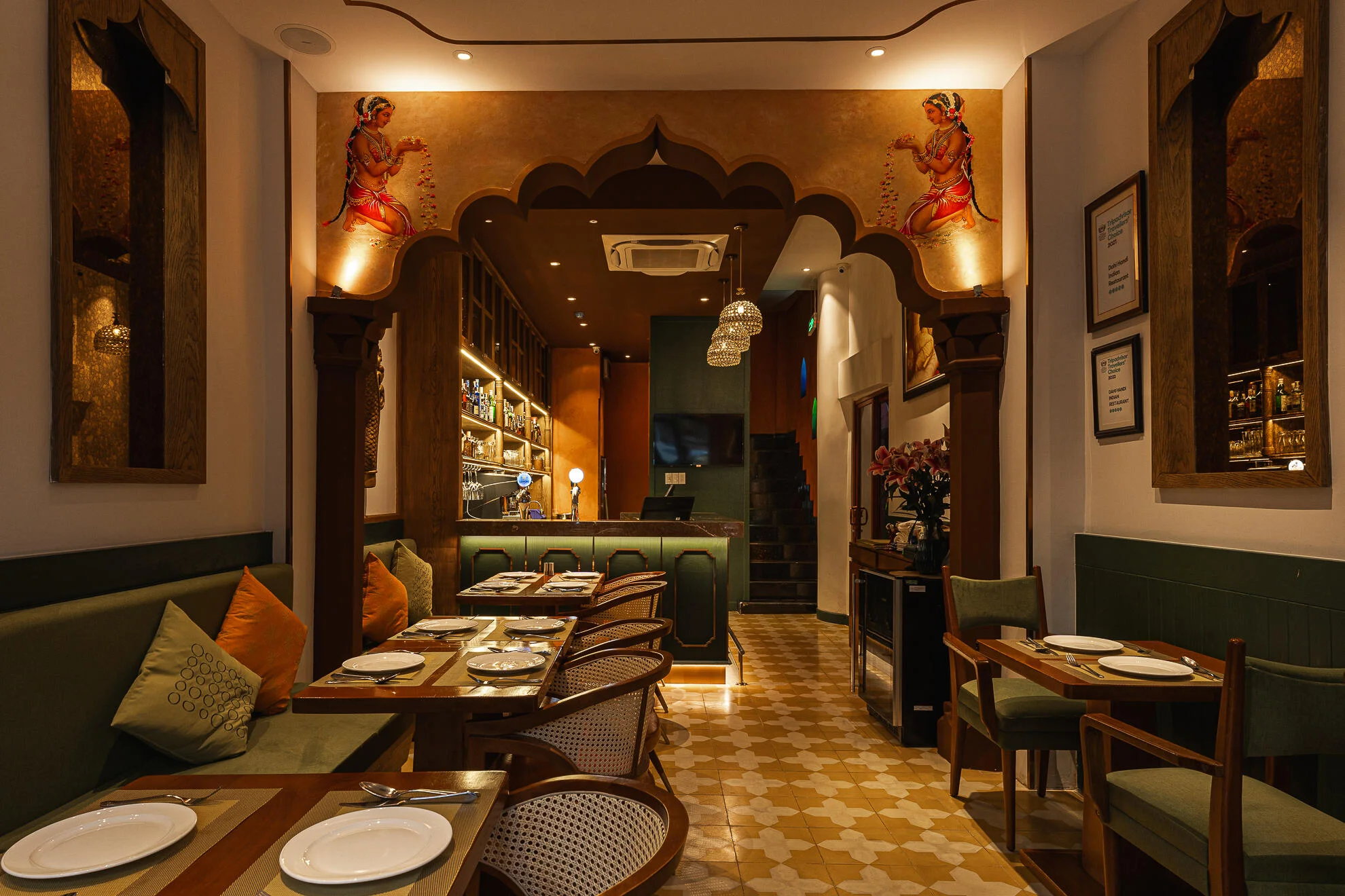Dahi Handi Indian Restaurant