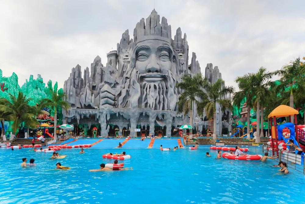Visit the Suối Tiên Theme Park in Ho Chi Minh City