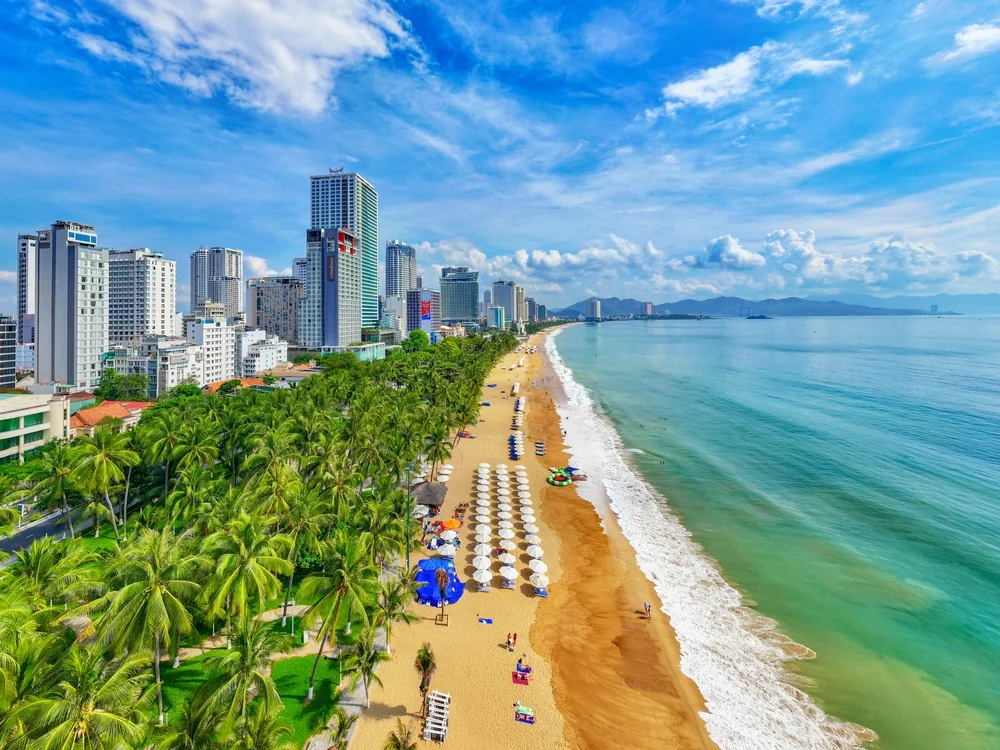 Nha Trang Beach (Nha Trang)