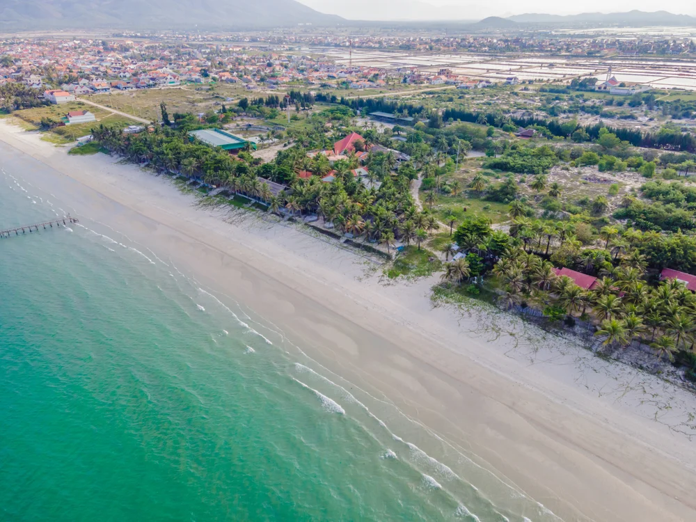 Doc Let Beach (Nha Trang)