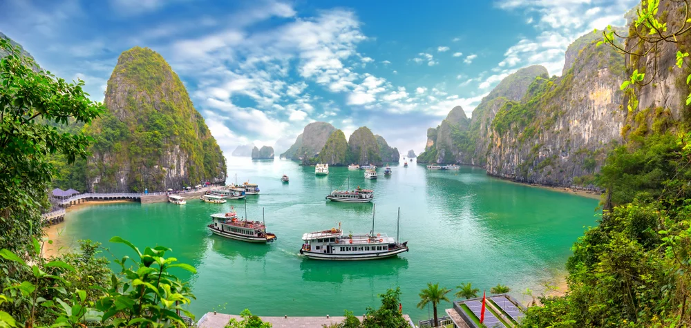 Cruise through the limestone karsts of Hạ Long Bay