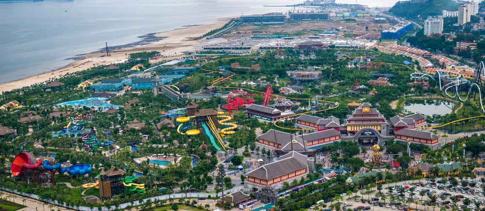 Typhoon Water Park, Quang Ninh