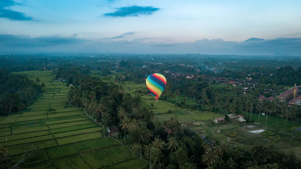 Hot Air Balloon Ride at Chedi Club