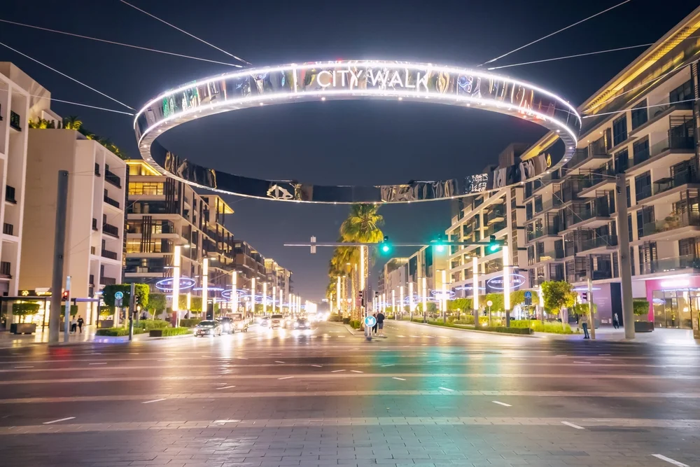 Walk, shop, and snap art murals at City Walk