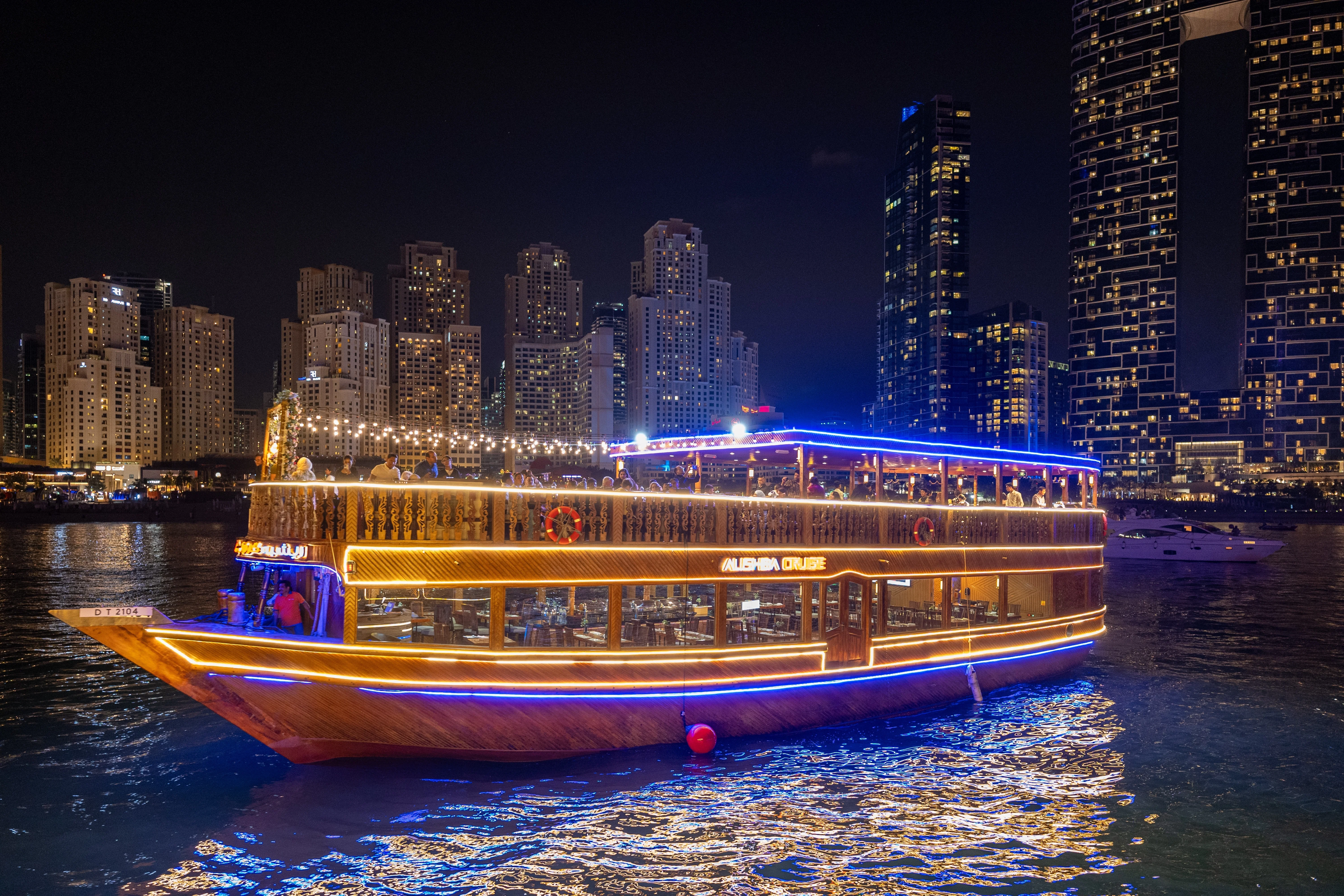 Enjoy a dhow dinner cruise along the Marina or Creek