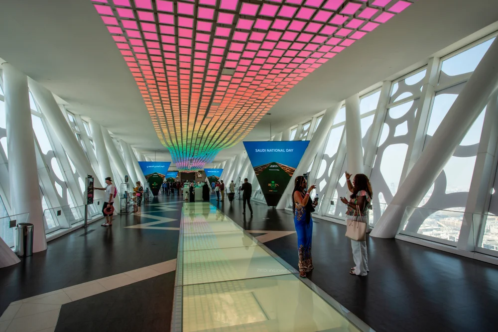 Capture panoramic views from the Dubai Frame’s glass bridge