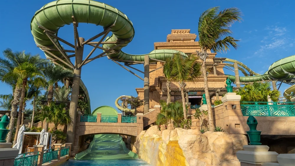 Enjoy wave pools and slides at Aquaventure Waterpark