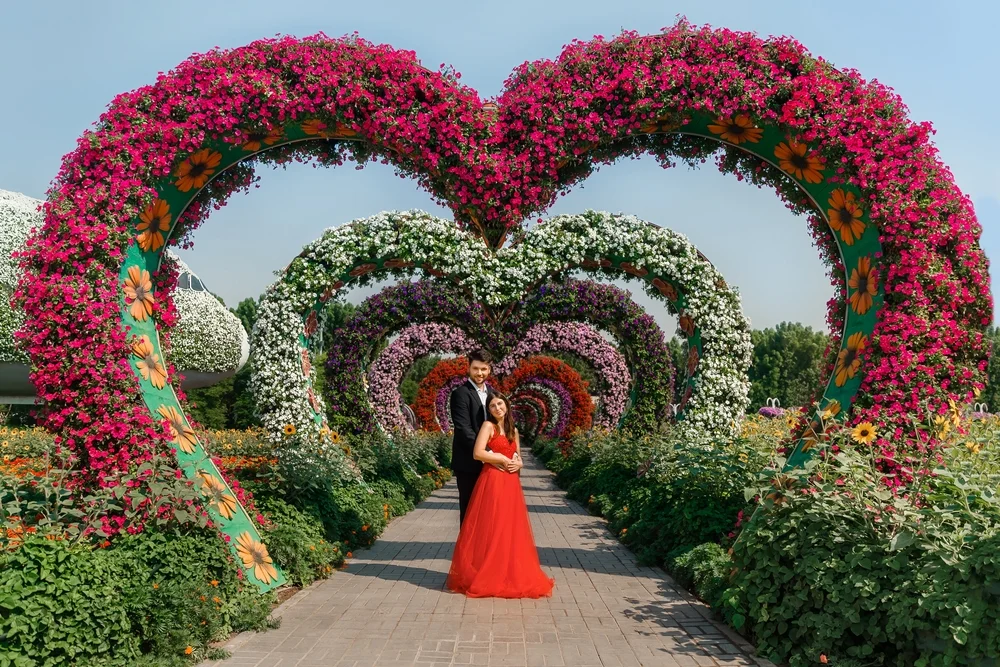 Stroll hand-in-hand through the Dubai Miracle Garden