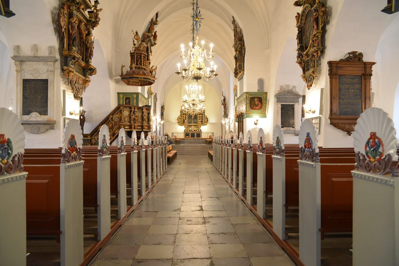 Visit the Budolfi Cathedral