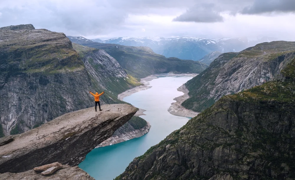 Trolltunga (Troll’s Tongue)