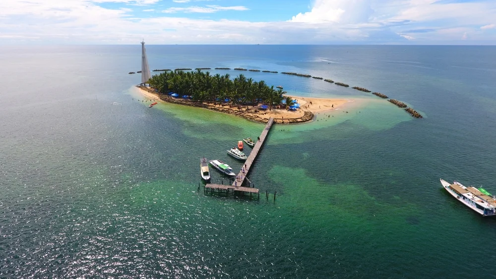 Beras Basah Island