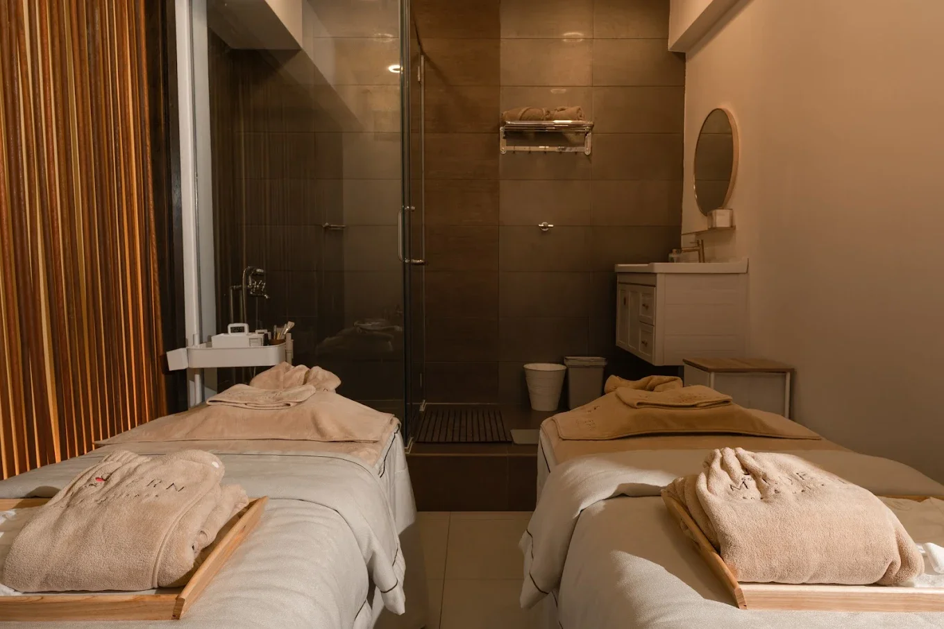 Relax with Couple Spa & Wellness Sessions