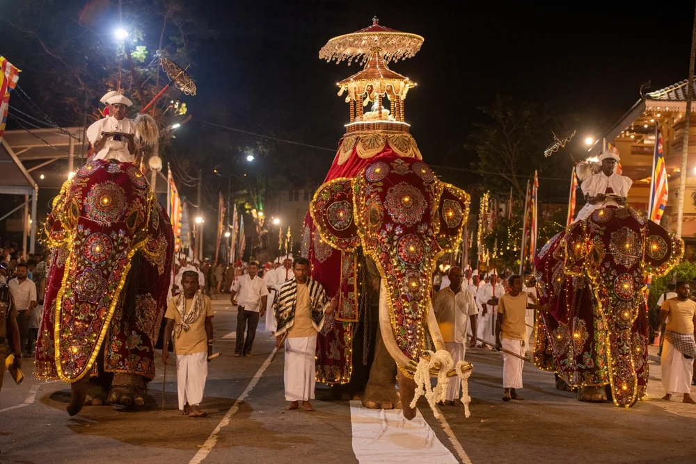 Navam Perahera