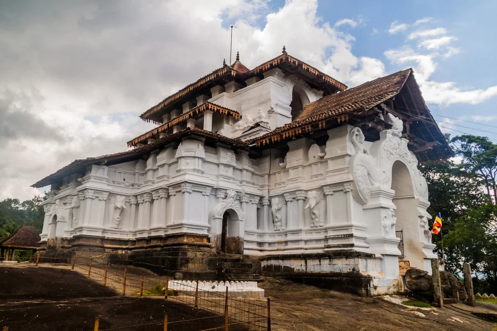 Lankatilaka Temple