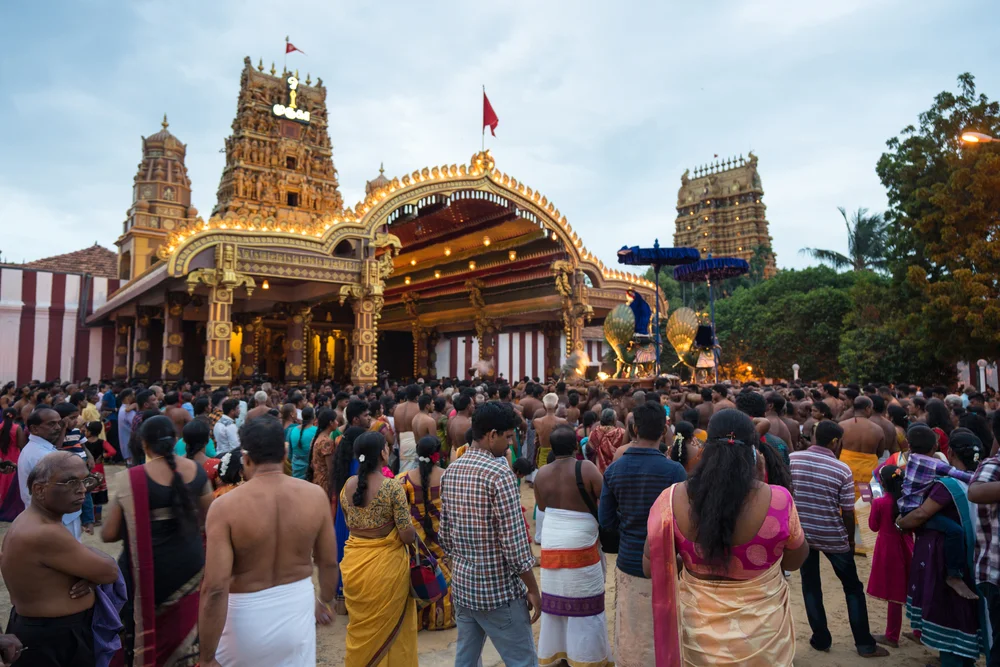 Attend a Hindu Festival in Nallur Temple 