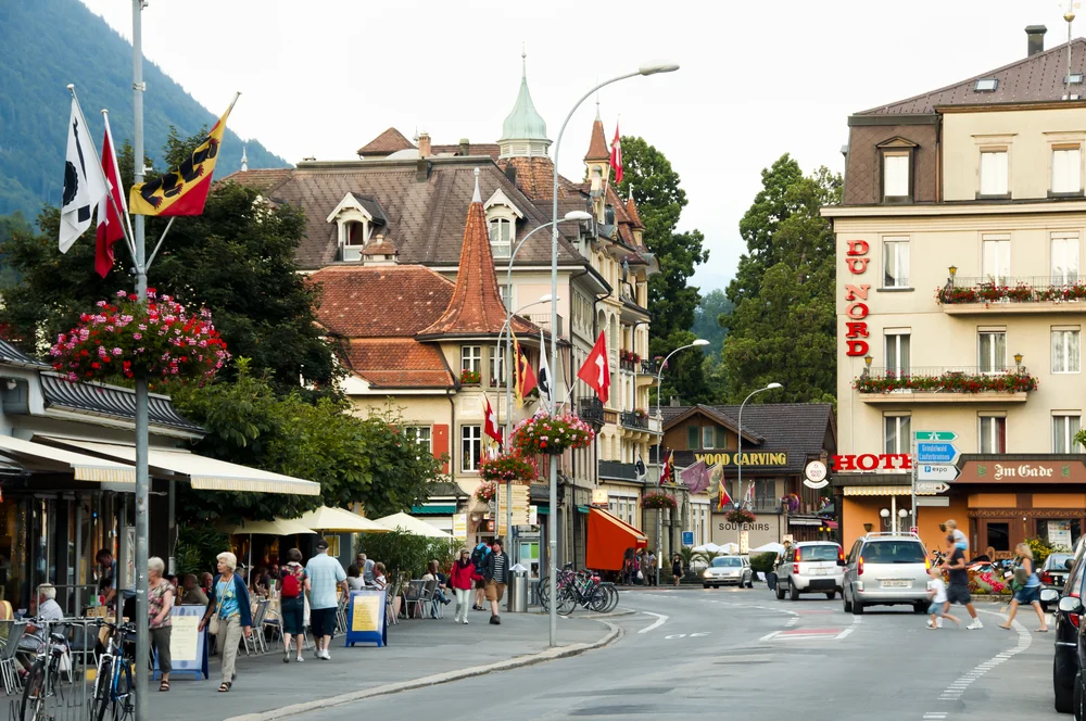 Höheweg Shopping Street, Interlaken