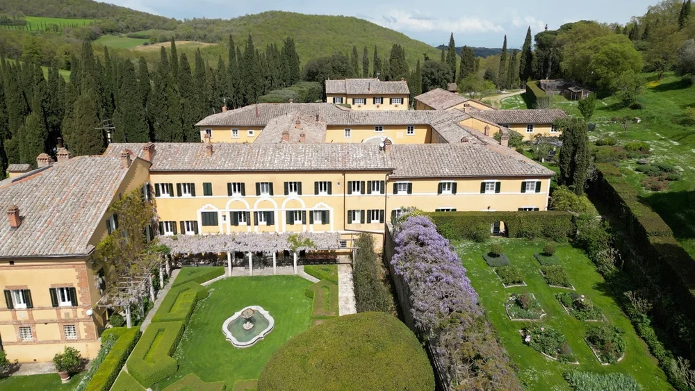 Countryside Villa Stay in Val d’Orcia