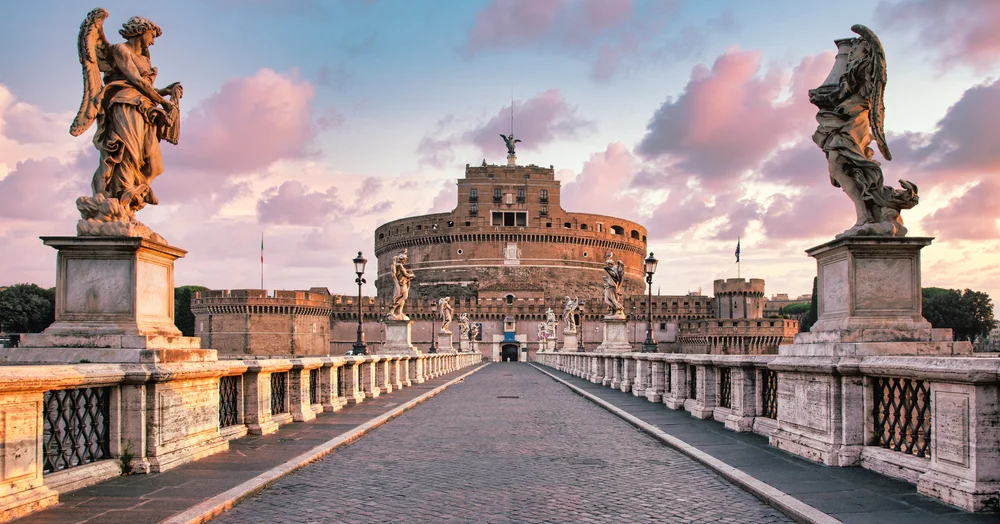  Castel Sant’Angelo (Rome)