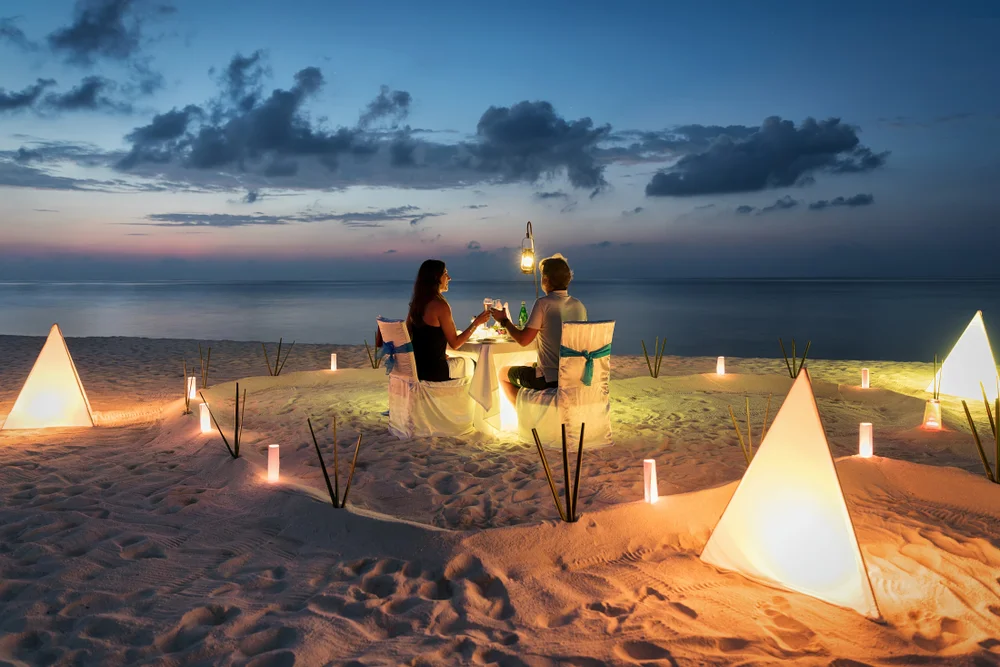 Romantic Dinner under the Stars at Veligandu