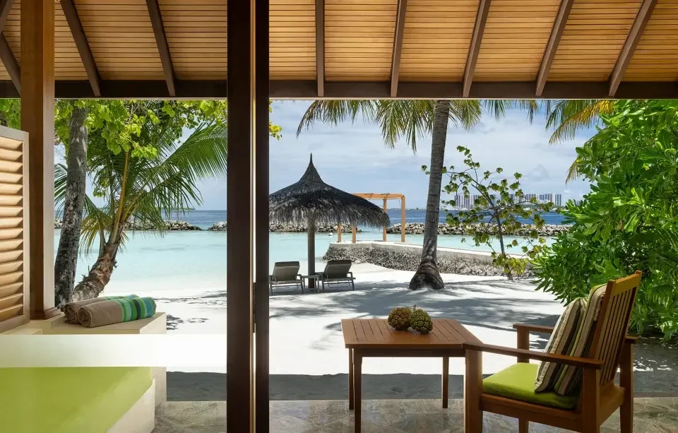 Kurumba Kandu Bar
