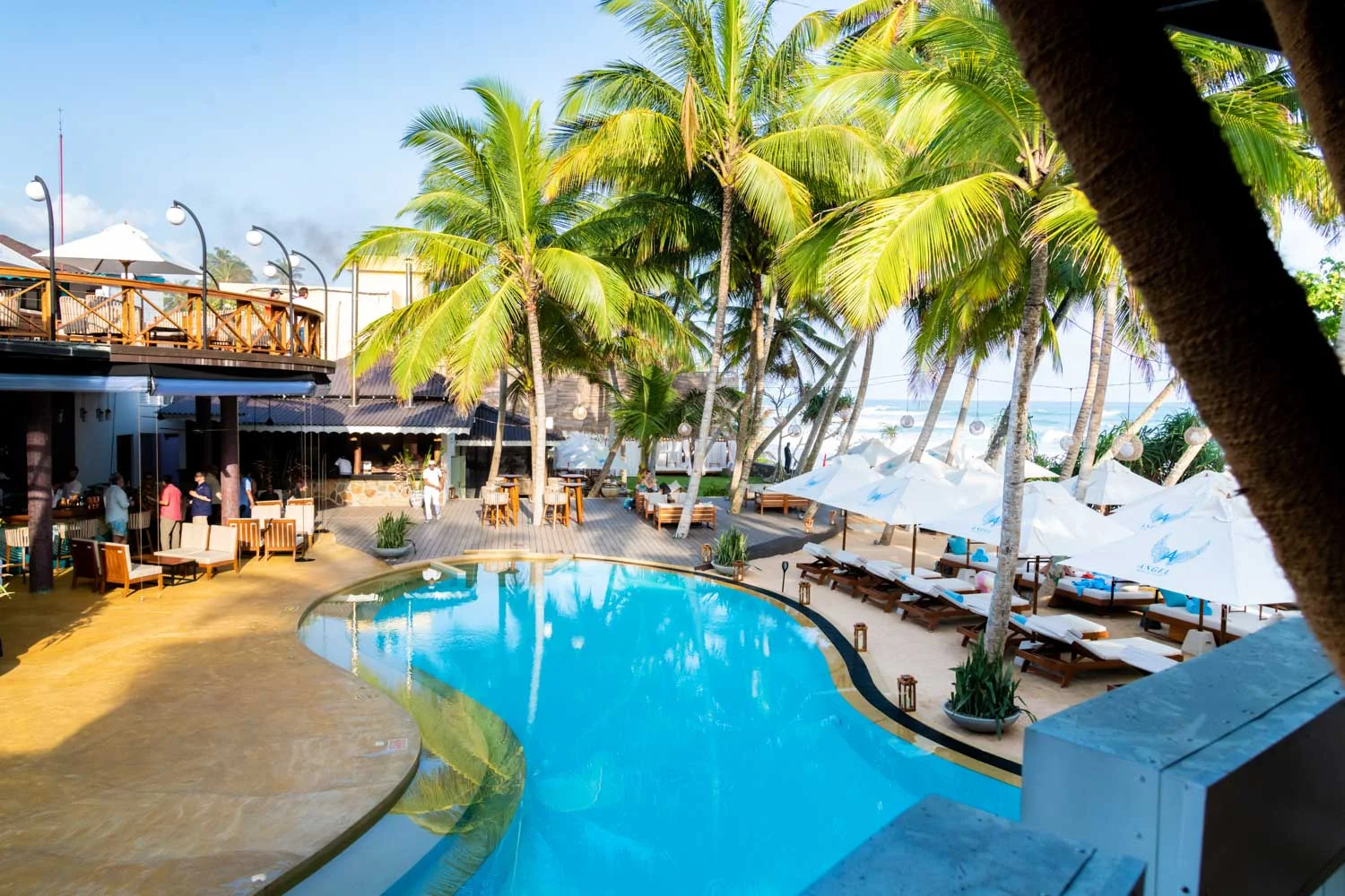 Unawatuna Beach Clubs