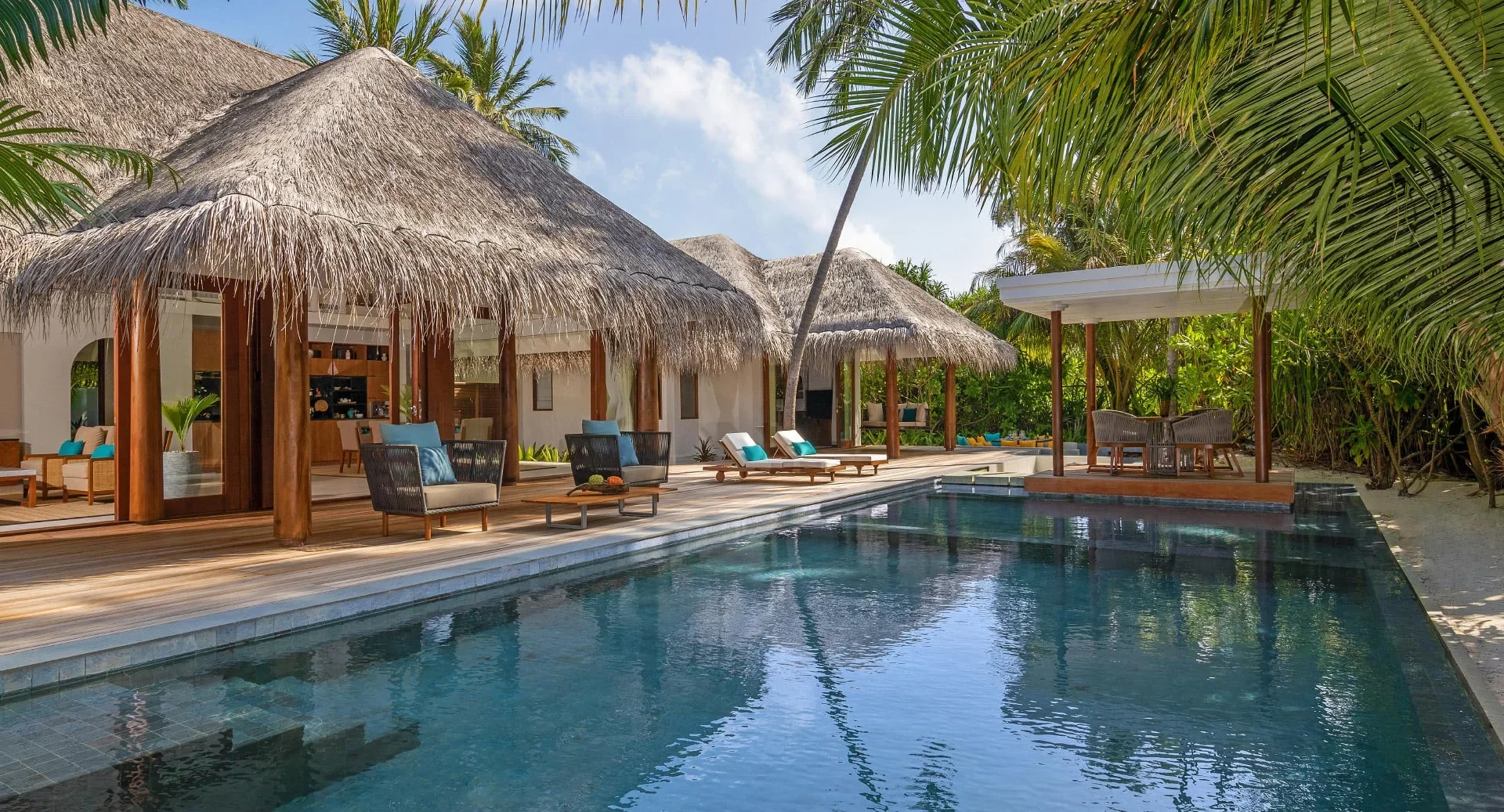Anantara Kihavah Maldives Villas