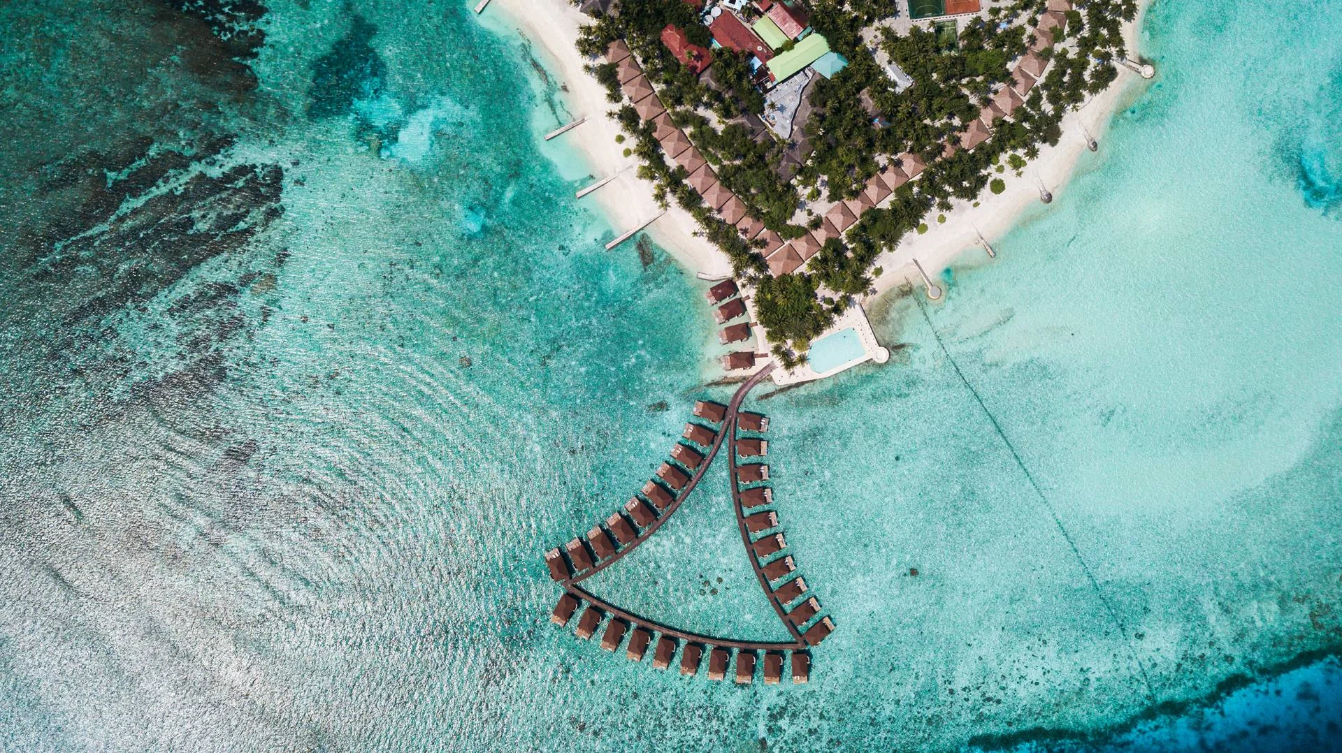 NAKAI Alimatha Resort